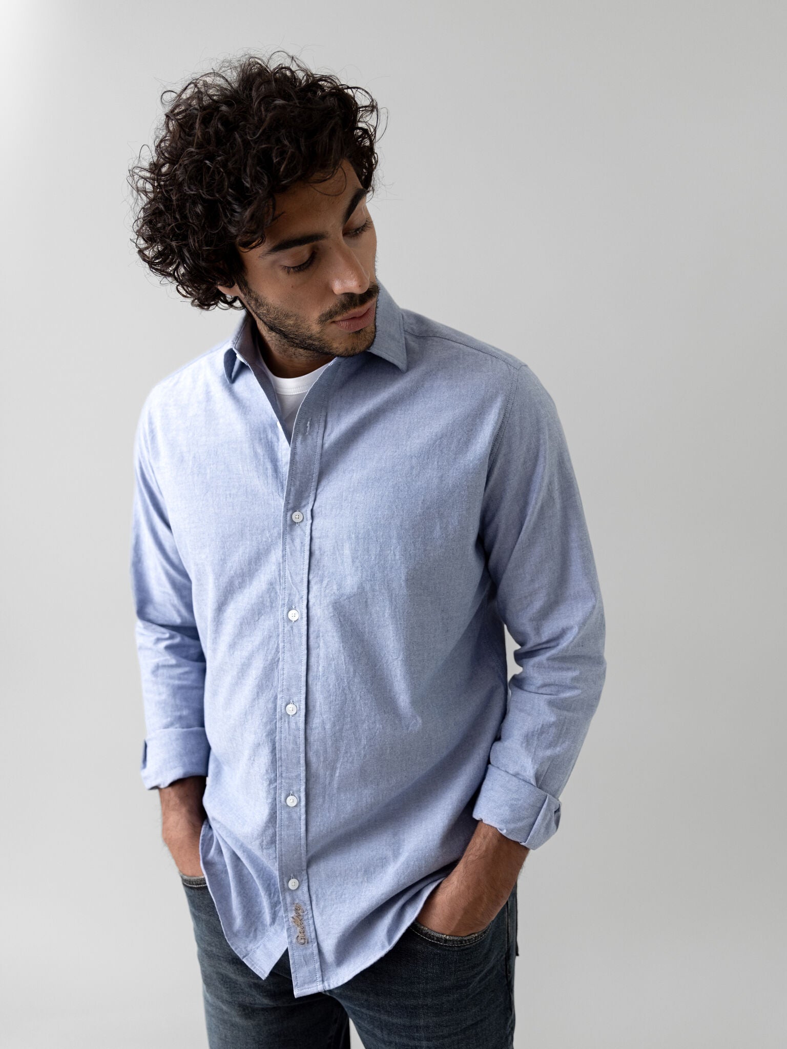 Modelshot / Light Blue / Detail